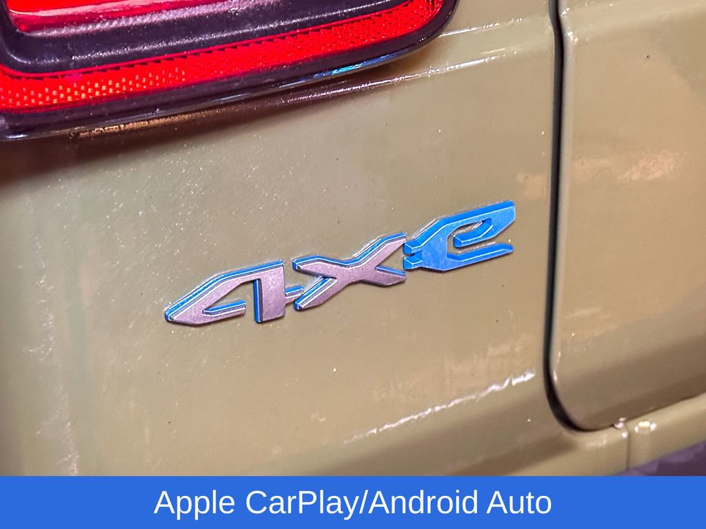 Used 2024 Jeep Wrangler Unlimited w/ Convenience Group AWD/4WD image 9