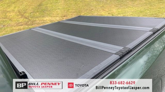 Used 2024 Nissan Frontier SV image 10