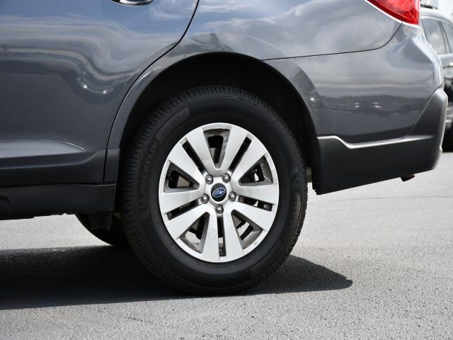 Used 2019 Subaru Outback 2.5i AWD/4WD image 11