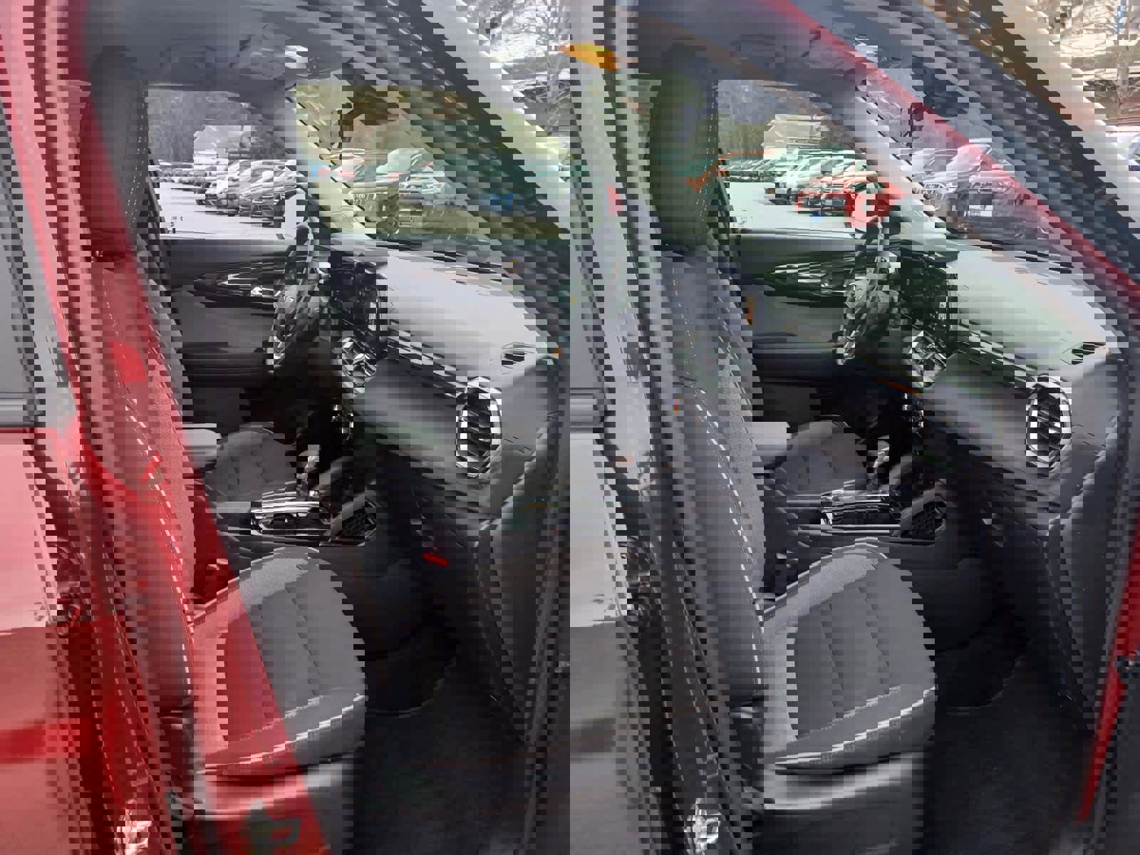 Used 2024 Chevrolet TrailBlazer LT w/ LT Cold Weather Package image 17