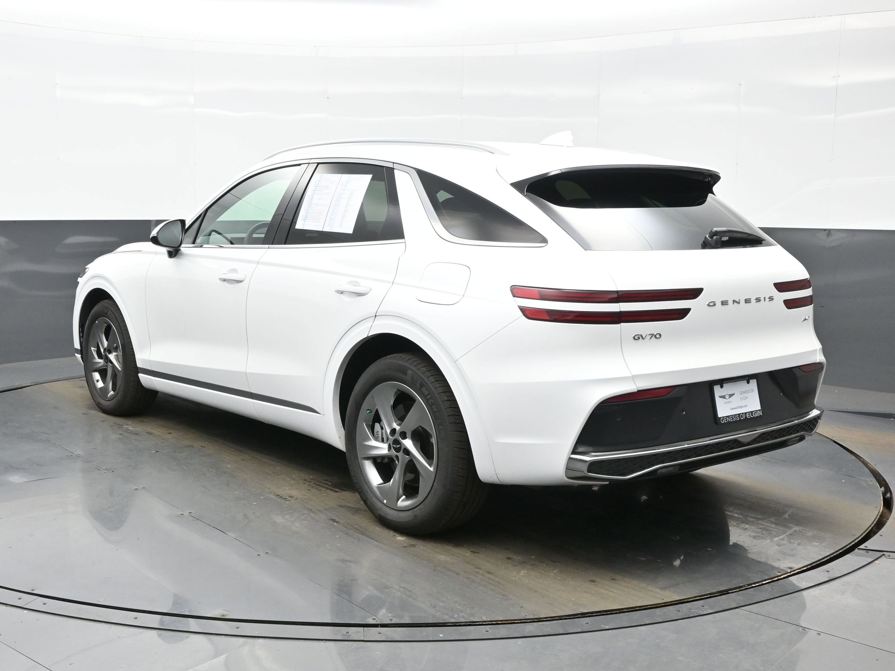 Certified 2026 Genesis GV70 2.5T image 4