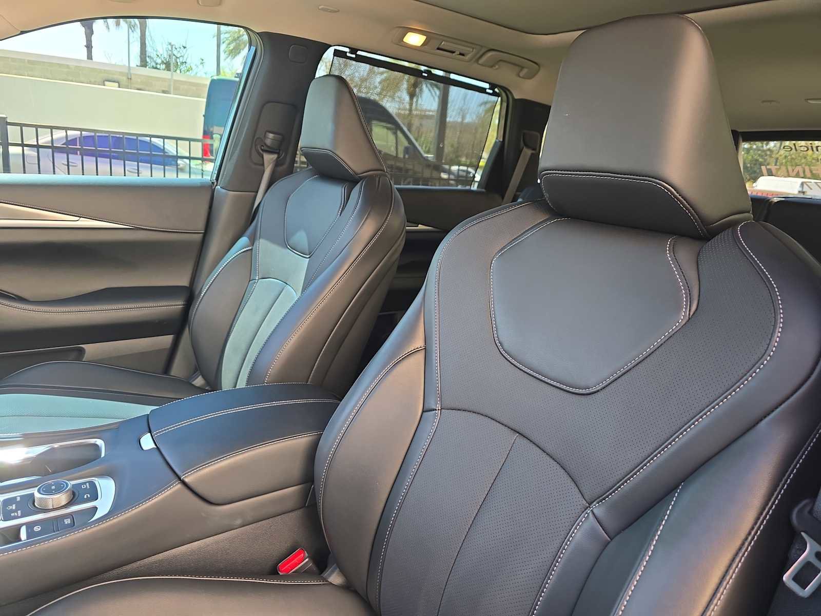 Certified 2026 INFINITI QX60 Luxe w/ Cargo Package image 17