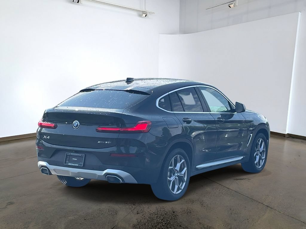 Used 2023 BMW X4 xDrive30i w/ Premium Package AWD/4WD image 4