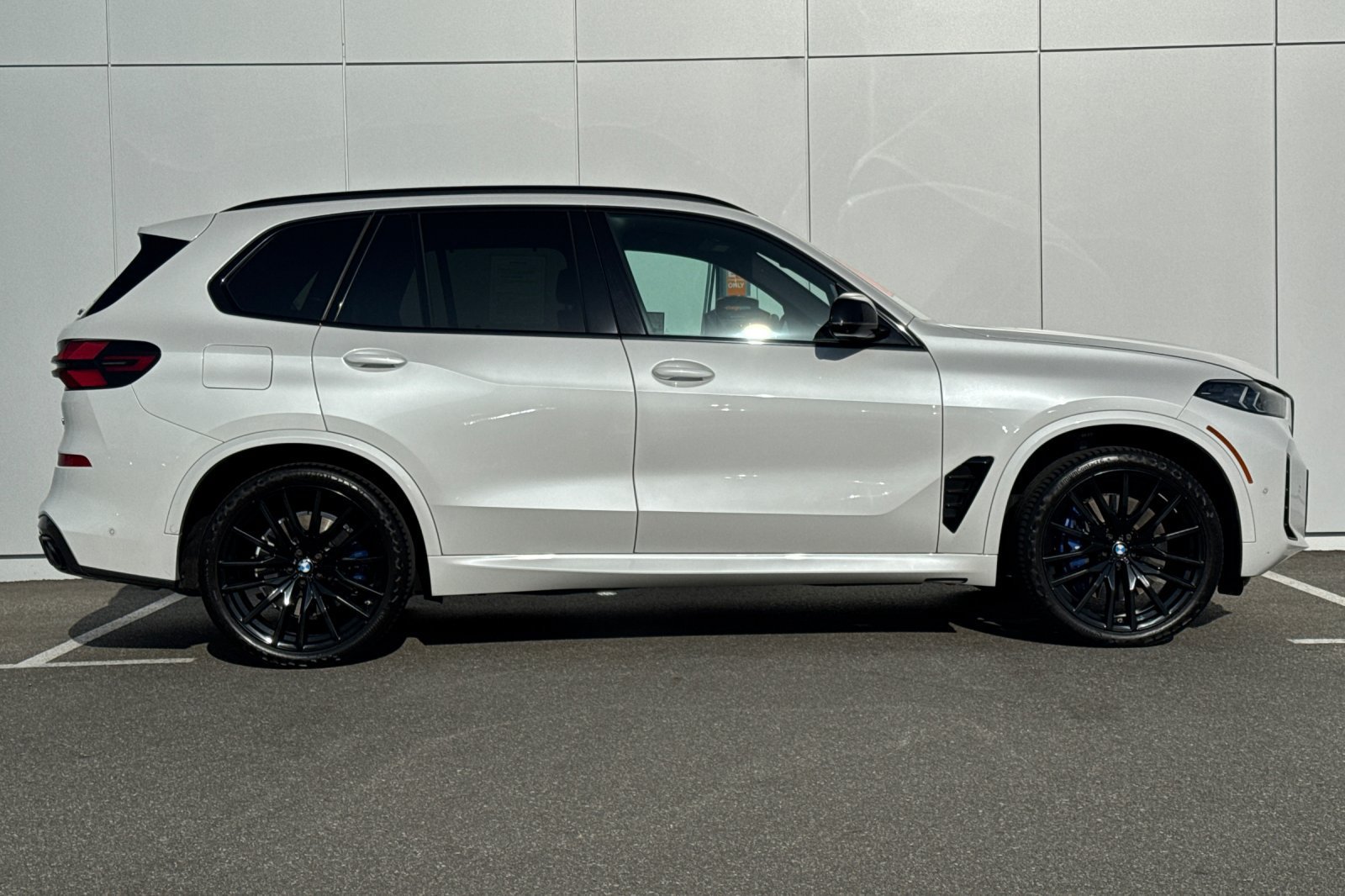 Used 2024 BMW X5 M60i w/ Executive Package AWD/4WD image 6