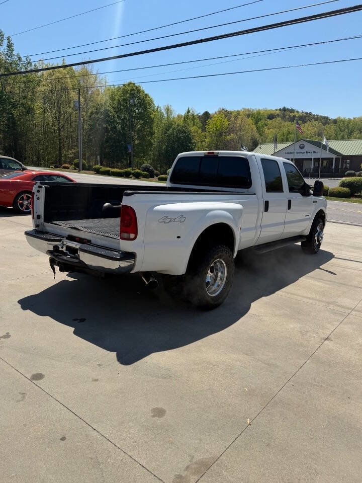 Used 2005 Ford F350 Lariat image 5
