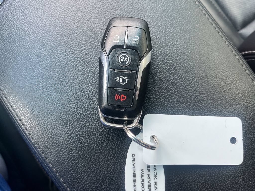 Used 2017 Ford Explorer Limited w/ Equipment Group 301A AWD/4WD image 37