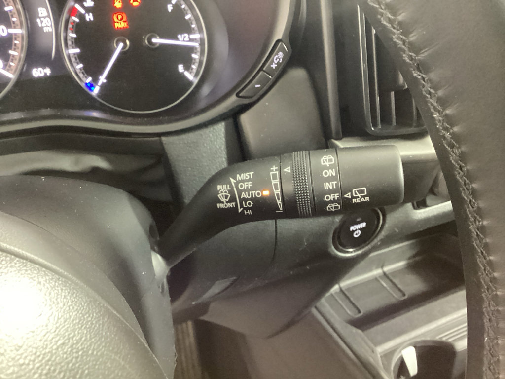 Used 2025 MAZDA CX-50 AWD 2.5 Hybrid w/ Premium Pkg image 19