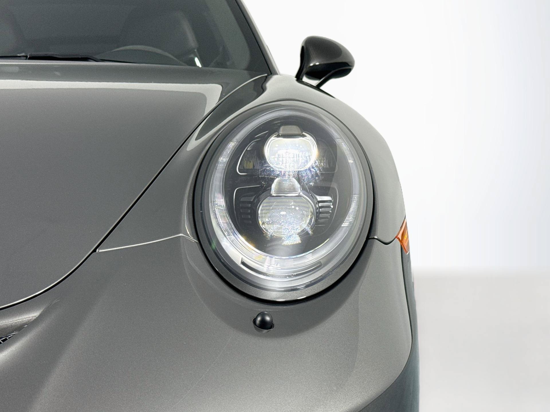 Used 2019 Porsche 911 GT3 RWD image 56