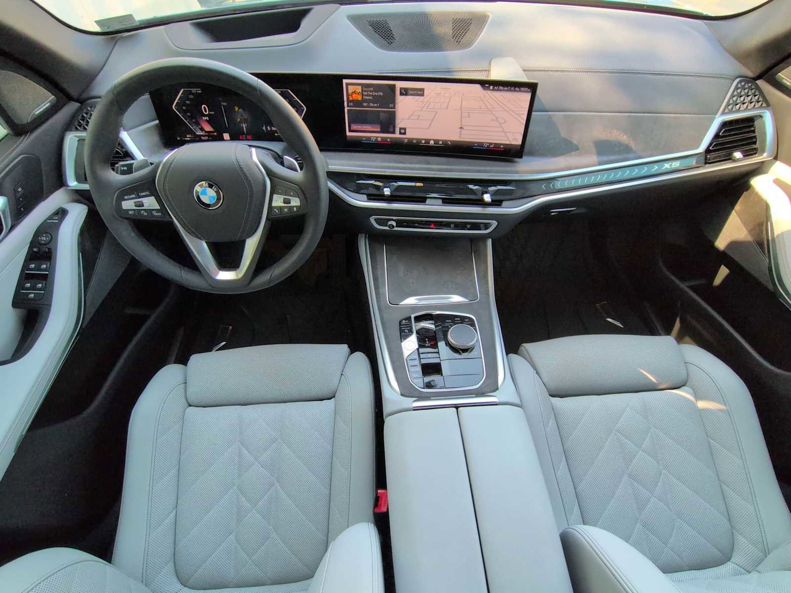Used 2025 BMW X5 xDrive40i w/ Premium Package image 16