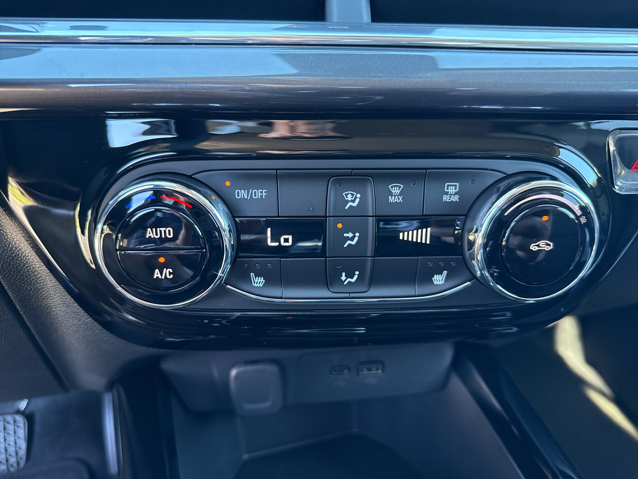 New 2026 Chevrolet Trax ACTIV FWD image 13