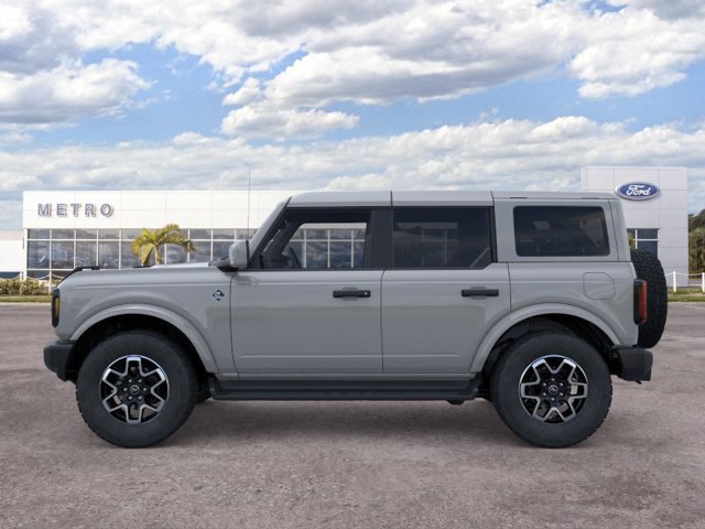 New 2026 Ford Bronco Outer Banks AWD/4WD image 3