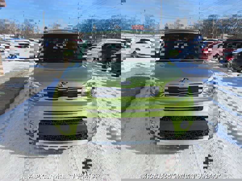 Used 2018 Kia Soul + FWD image 2