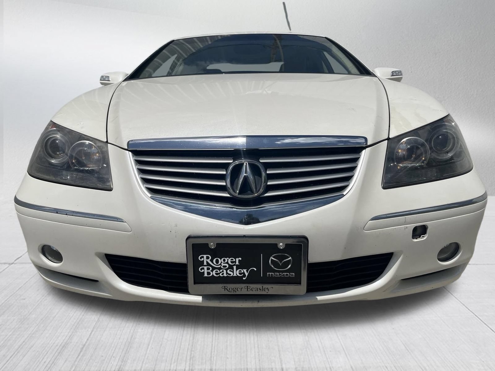 Used 2005 Acura RL AWD/4WD image 2
