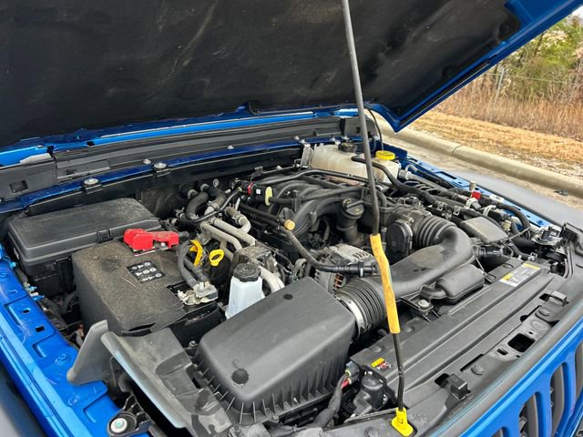 Used 2022 Jeep Gladiator Rubicon w/ LED Lighting Group image 39