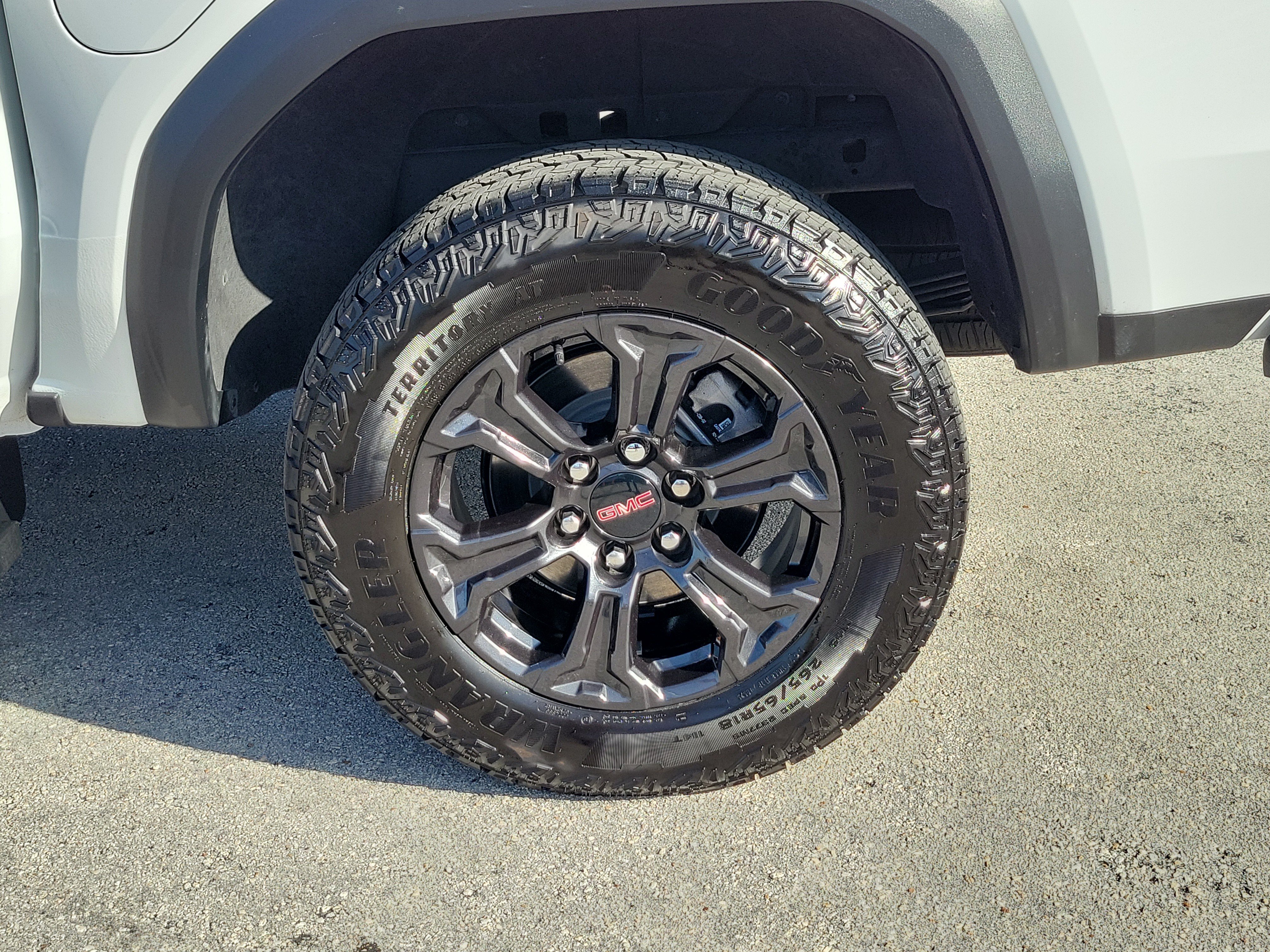 Used 2025 GMC Canyon Elevation w/ Convenience Package AWD/4WD image 27