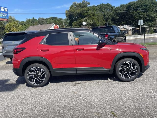 New 2026 Chevrolet TrailBlazer RS FWD image 2