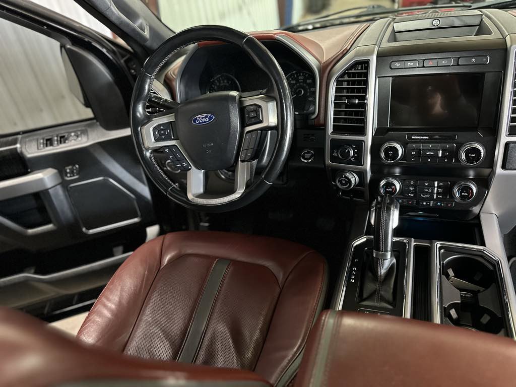 Used 2020 Ford F150 Platinum w/ Equipment Group 701A Luxury image 7