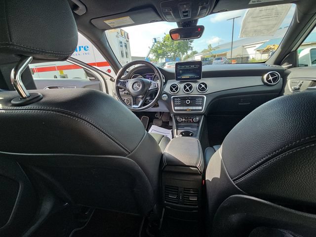 Used 2019 Mercedes-Benz GLA 250 4MATIC image 23