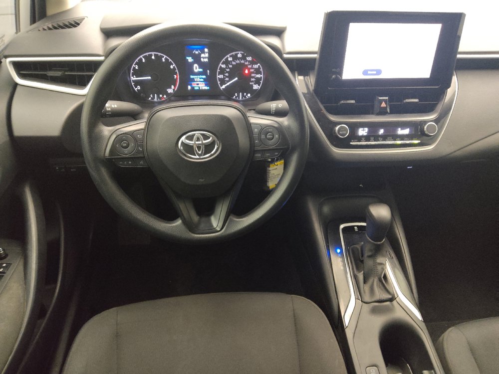 Used 2025 Toyota Corolla LE FWD image 22