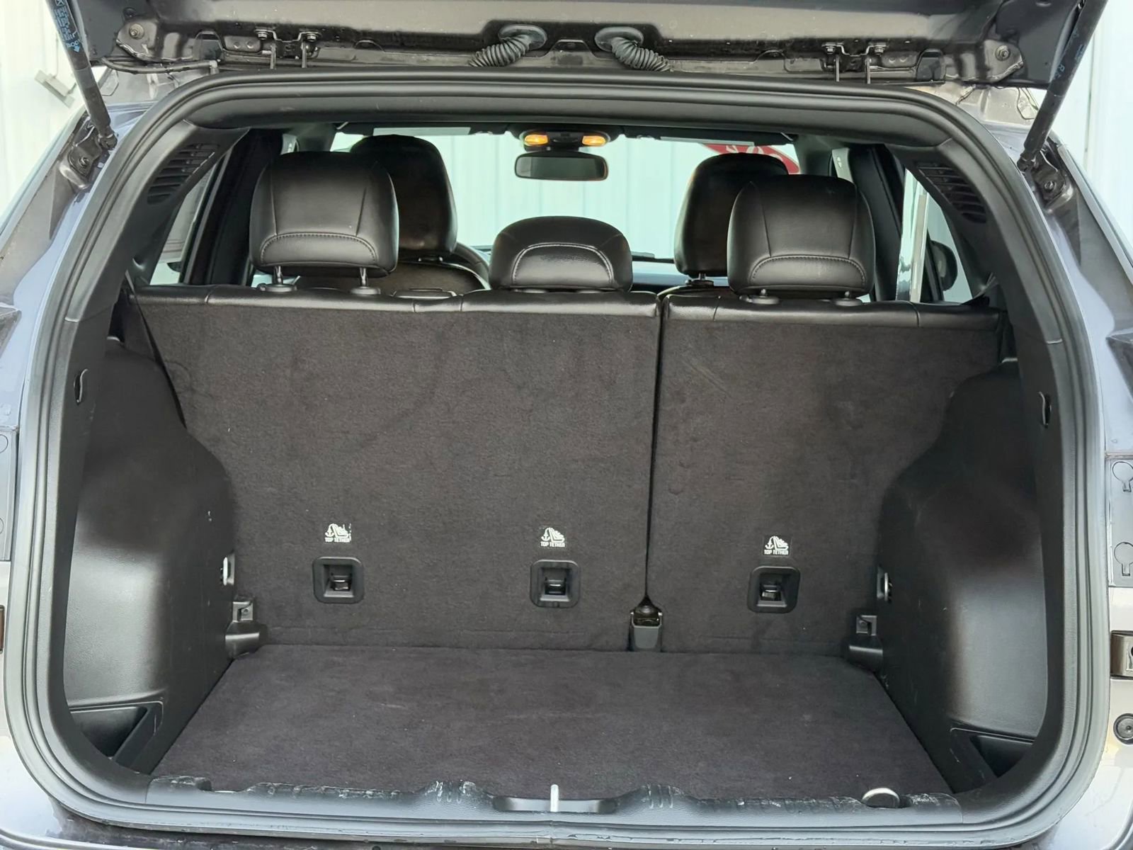 Used 2024 Jeep Compass Trailhawk image 14