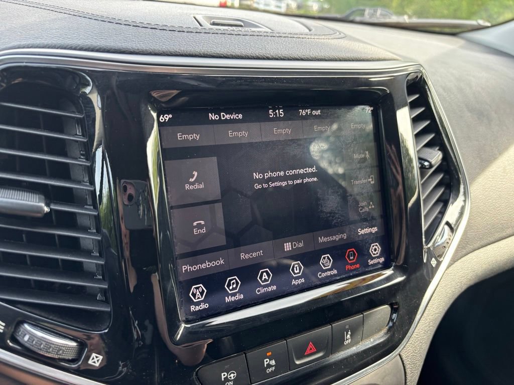 Used 2019 Jeep Cherokee Limited w/ Technology Group AWD/4WD image 33