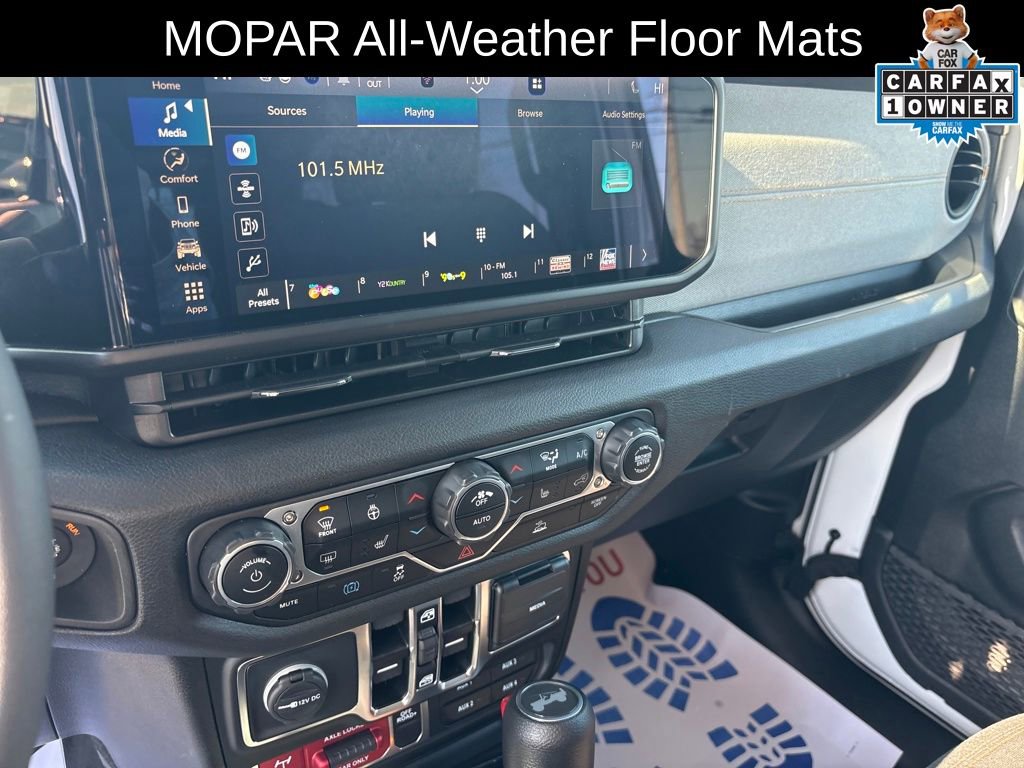 Certified 2025 Jeep Wrangler Willys 4xe image 27