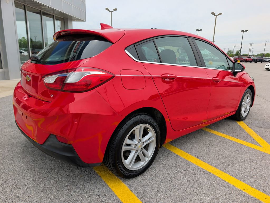 Used 2017 Chevrolet Cruze LT w/ Convenience Package FWD image 7