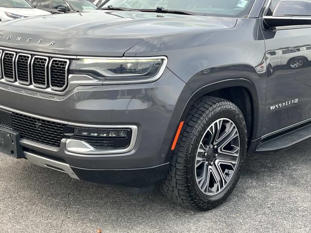 Used 2022 Jeep Wagoneer Series III w/ Flexible Seating Group AWD/4WD image 11