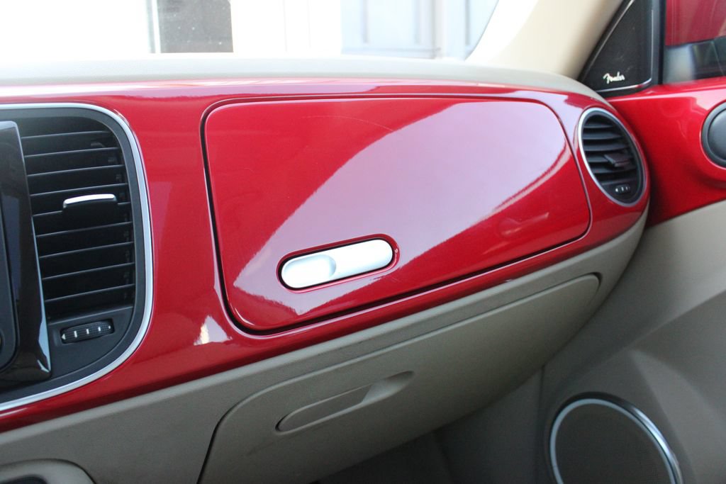 Used 2012 Volkswagen Beetle 2.5 FWD image 18