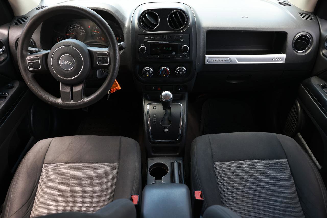 Used 2015 Jeep Compass Sport w/ Power Value Group FWD image 2
