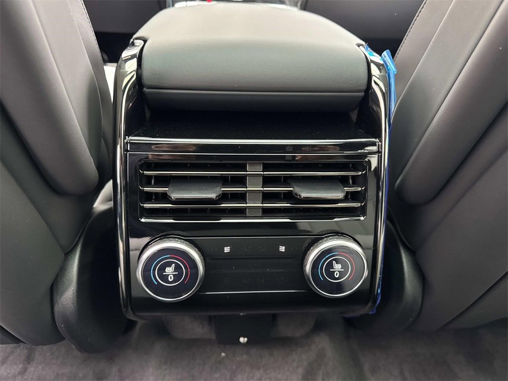 New 2026 Land Rover Range Rover Sport Dynamic SE image 16