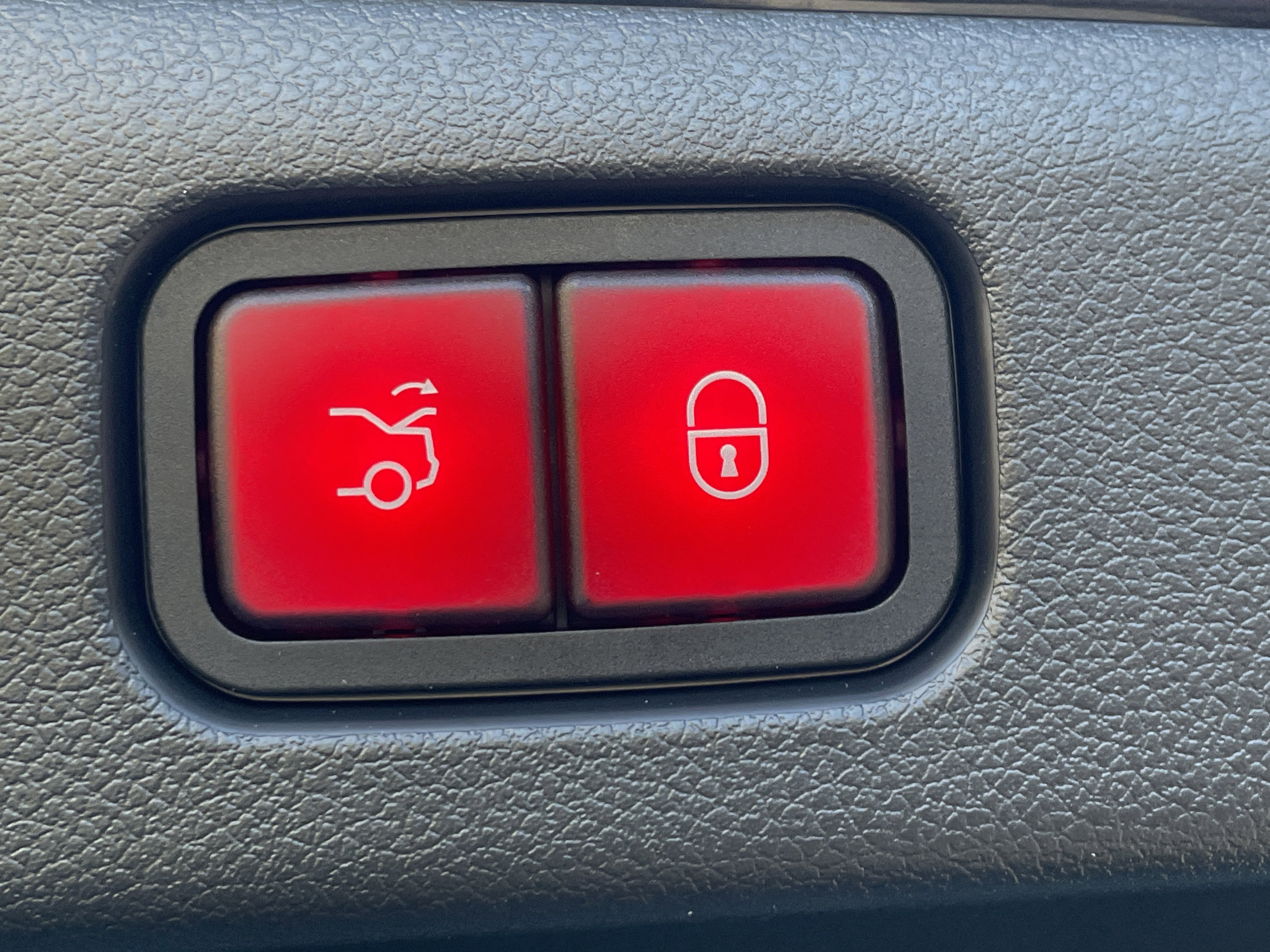 New 2026 Mercedes-Benz E 53 AMG e 4MATIC Sedan image 12