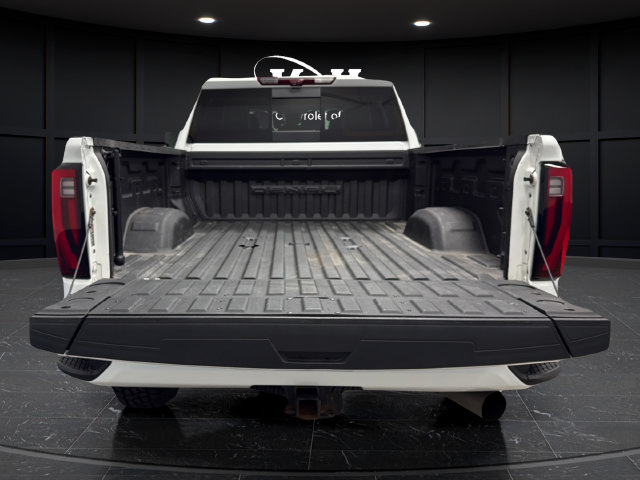 Used 2024 GMC Sierra 3500 Denali Ultimate AWD/4WD image 26