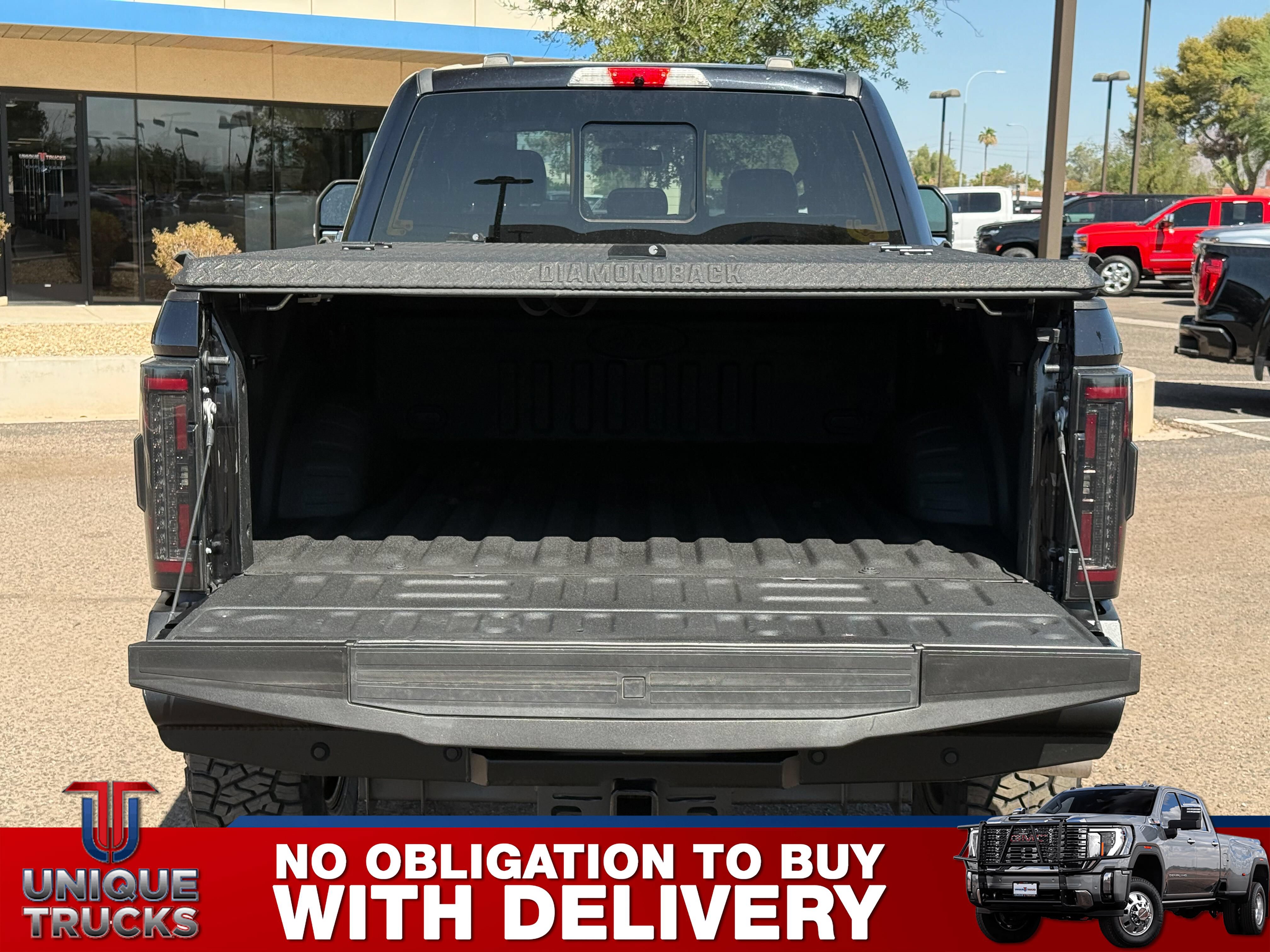 Used 2022 Ford F250 Lariat w/ Black Appearance Package AWD/4WD image 7