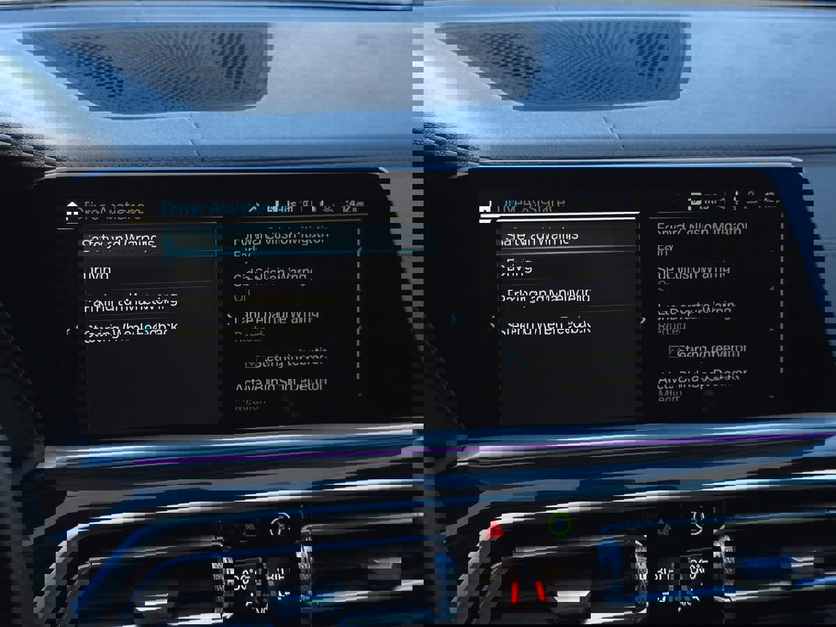 Used 2023 BMW X5 xDrive45e w/ Executive Package image 39