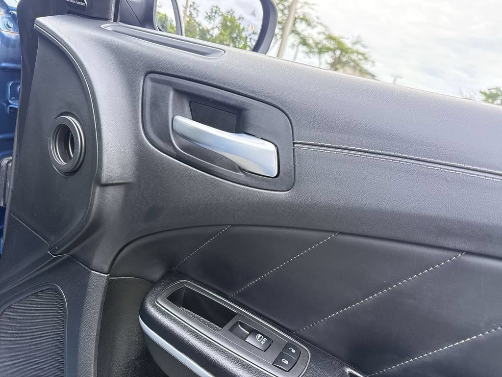 Used 2022 Dodge Charger Scat Pack RWD image 28