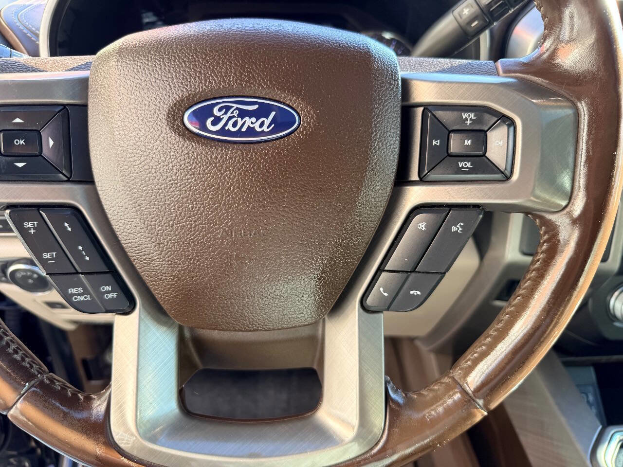 Used 2019 Ford F450 Limited image 24