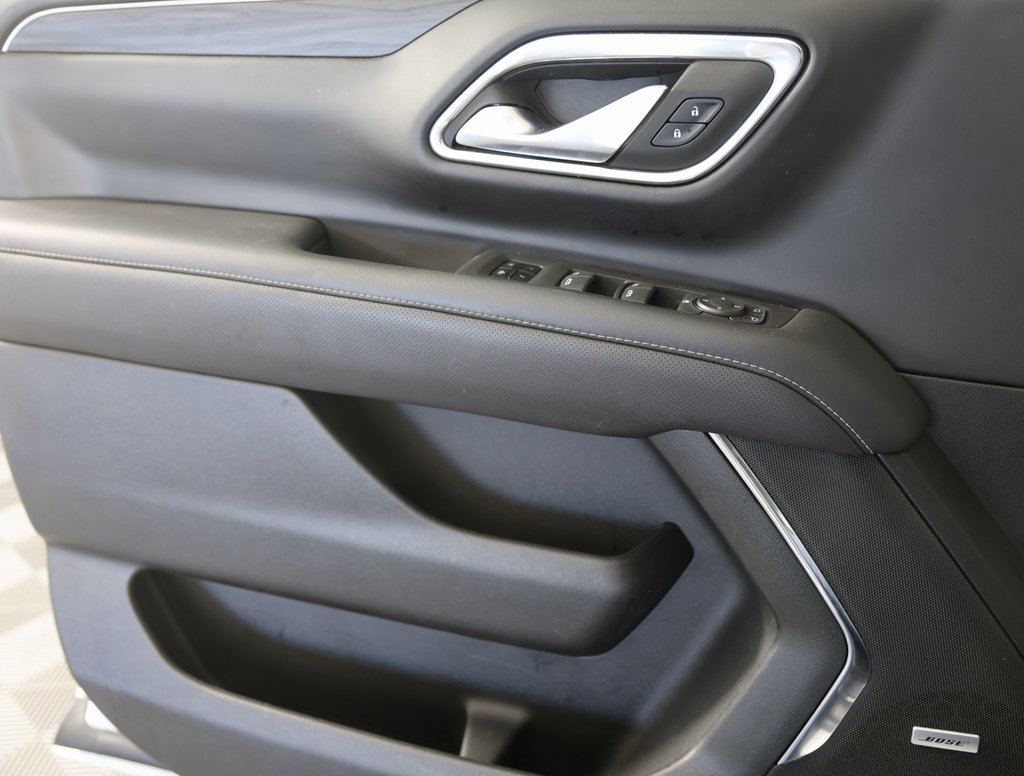 Used 2023 GMC Yukon SLT image 28