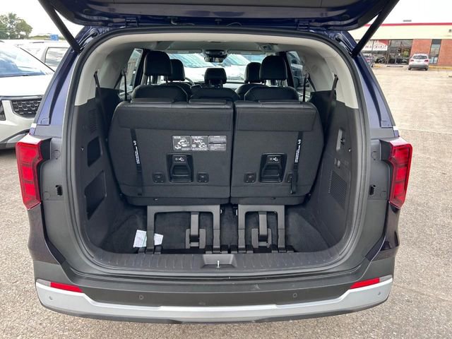 New 2026 Kia Carnival EX FWD image 4