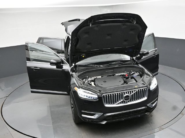 Used 2024 Volvo XC90 B6 Plus w/ Protection Package AWD/4WD image 48