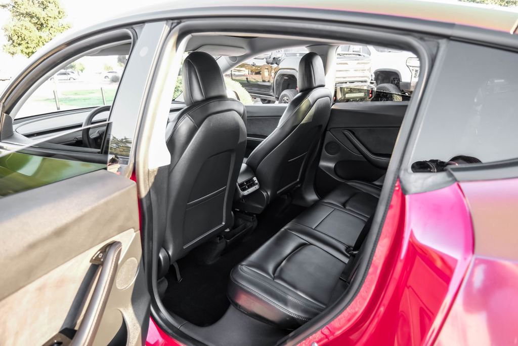 Used 2021 Tesla Model Y 2WD image 42