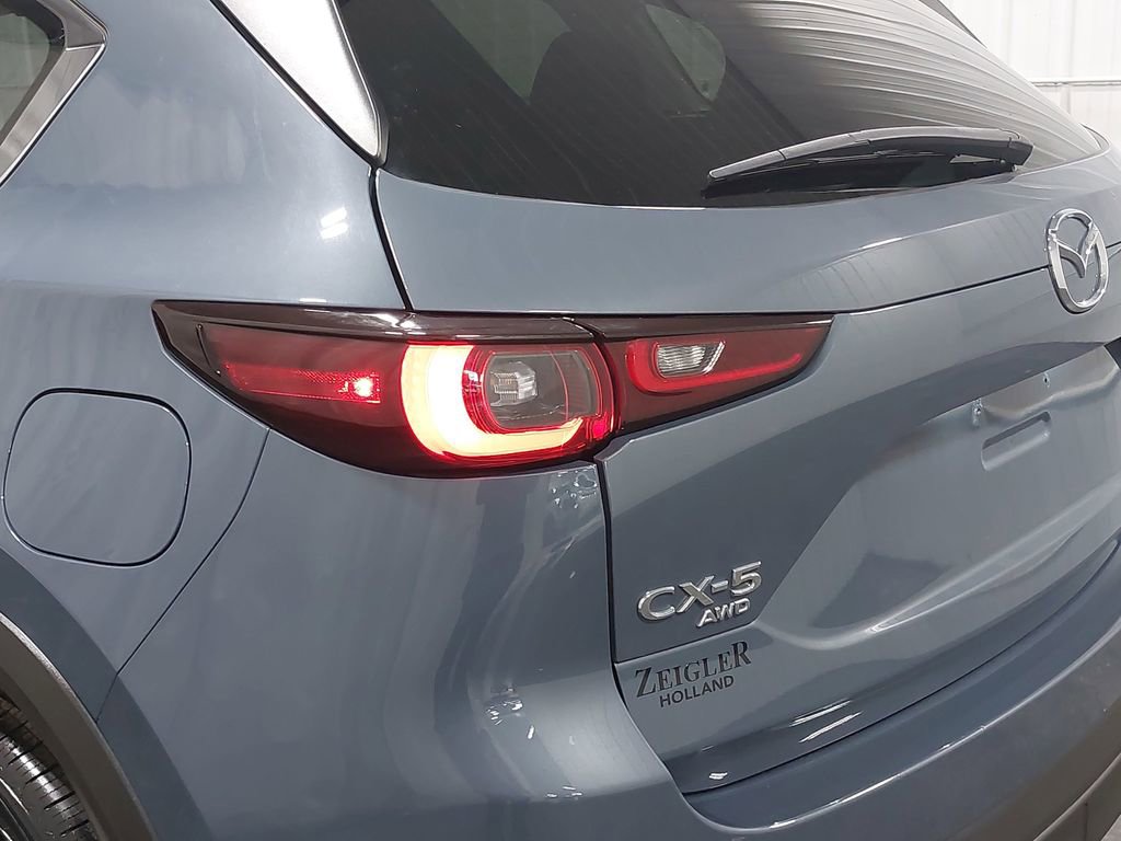 Used 2023 MAZDA CX-5 Carbon Edition image 36