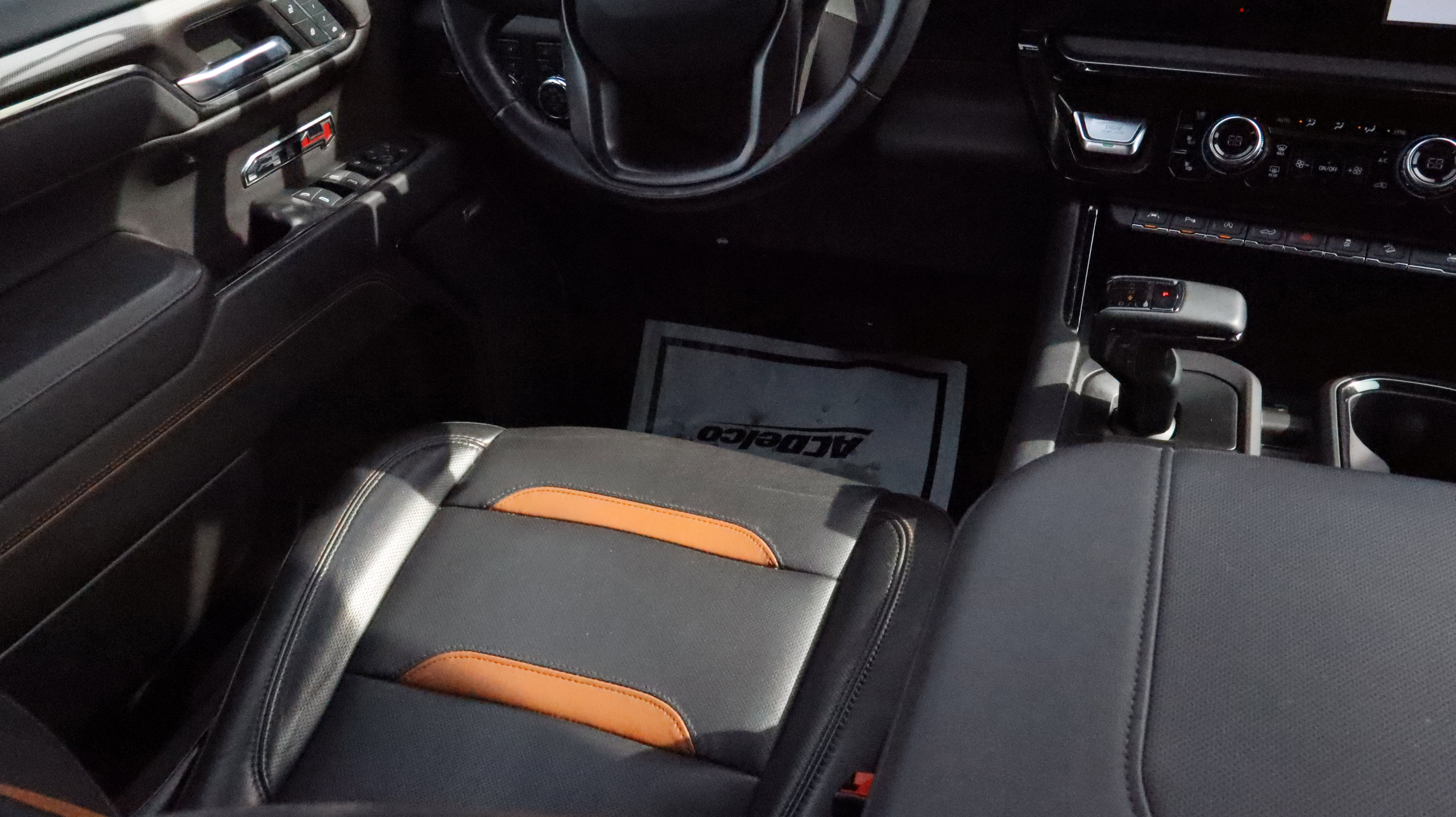 Certified 2023 GMC Sierra 1500 AT4 w/ AT4 Premium Package image 10
