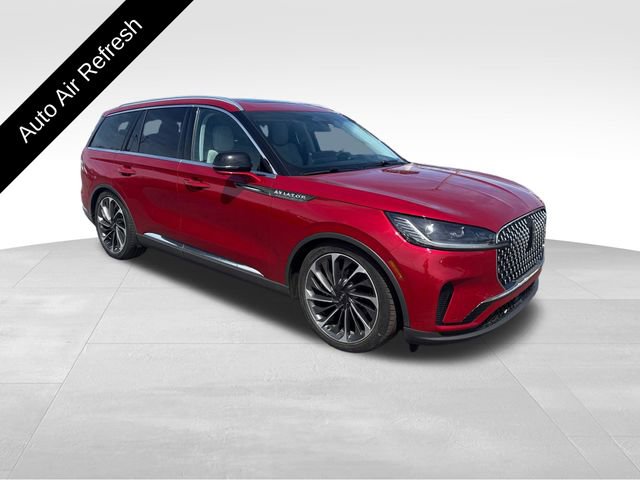 Used 2025 Lincoln Aviator Reserve w/ Equipment Group 201A image 11