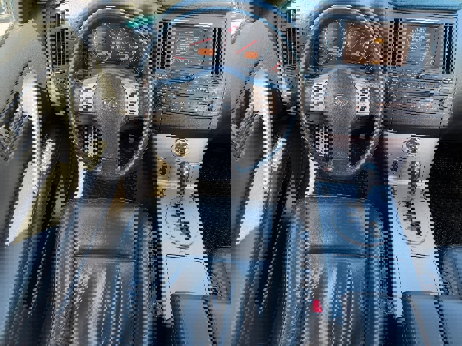 Used 2004 INFINITI FX45 AWD w/ Technology Pkg image 13