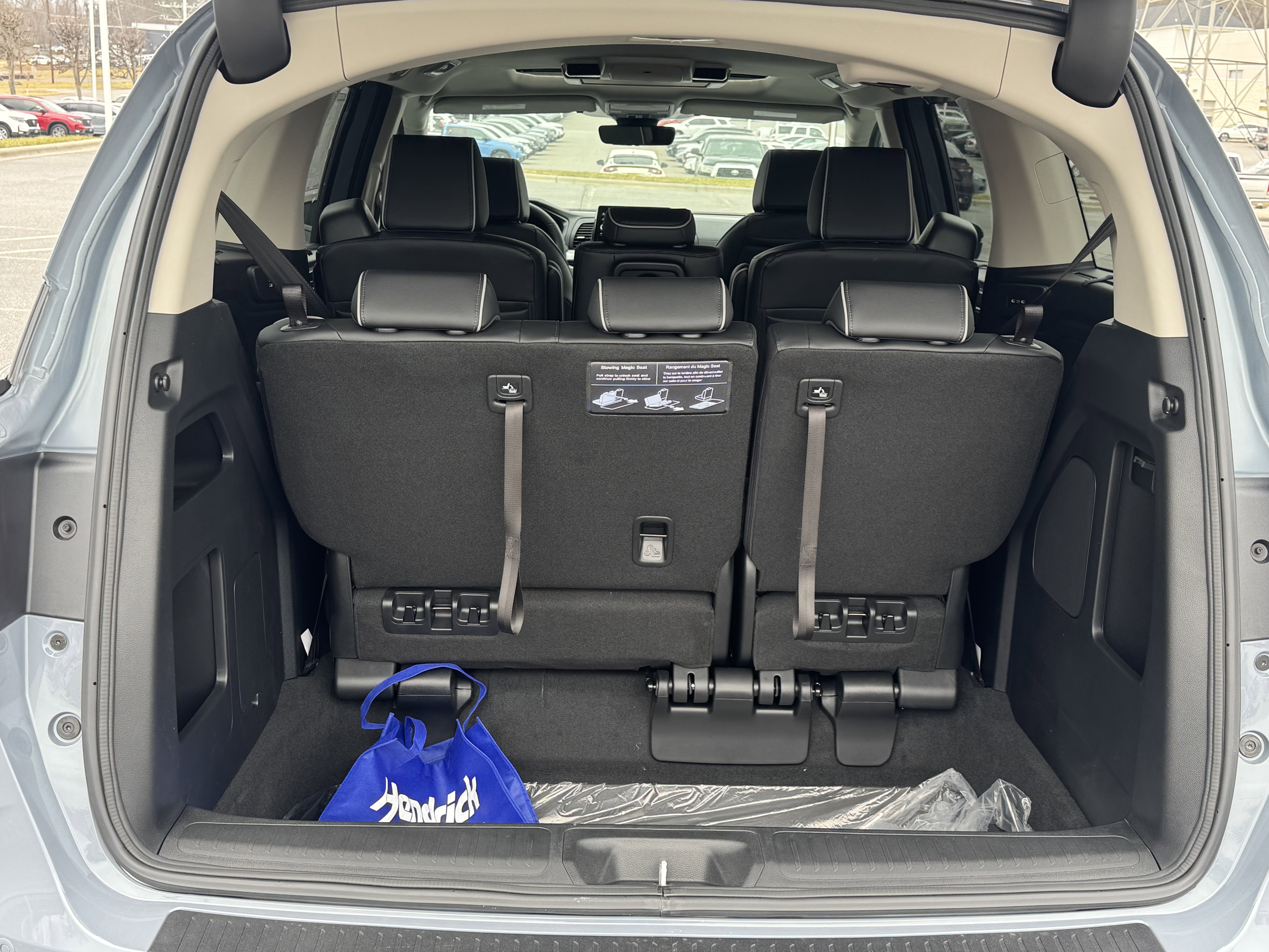 New 2026 Honda Odyssey Touring image 32