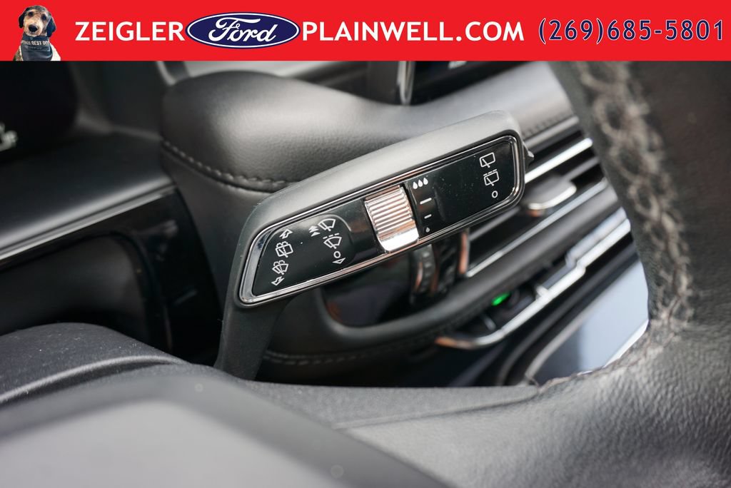 Used 2022 Lincoln Nautilus AWD w/ Premium Package image 28