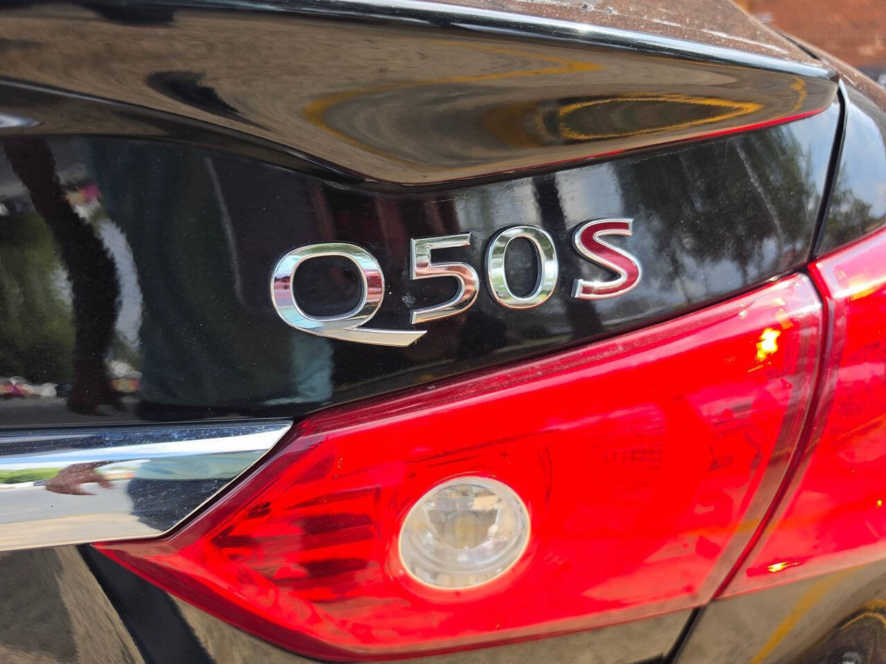 Used 2016 INFINITI Q50 Red Sport 400 AWD/4WD image 6