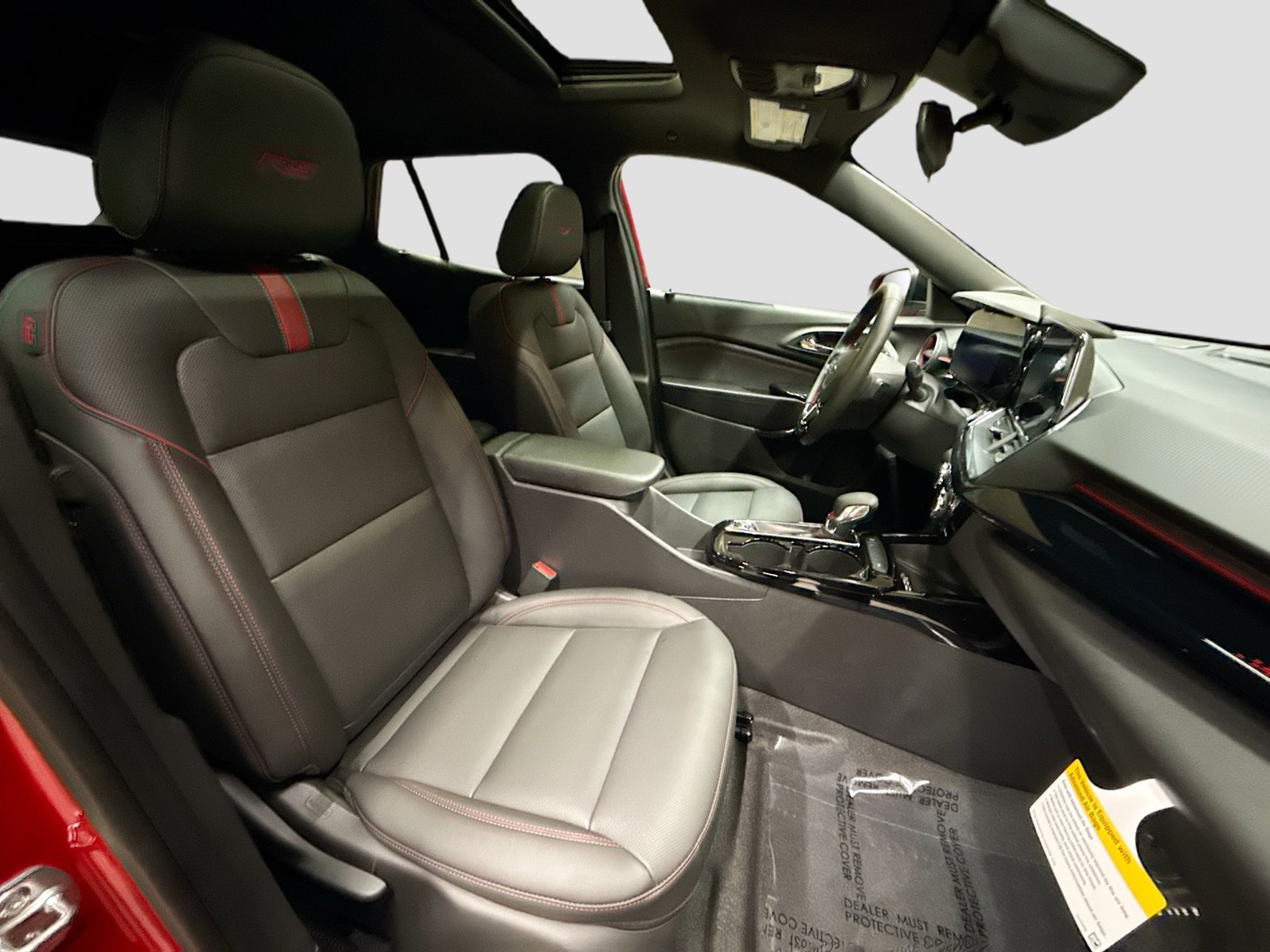 New 2026 Chevrolet Trax RS w/ Sunroof Package FWD image 32