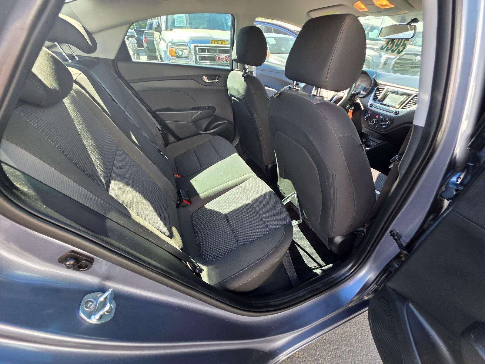 Used 2020 Hyundai Accent SE FWD image 14